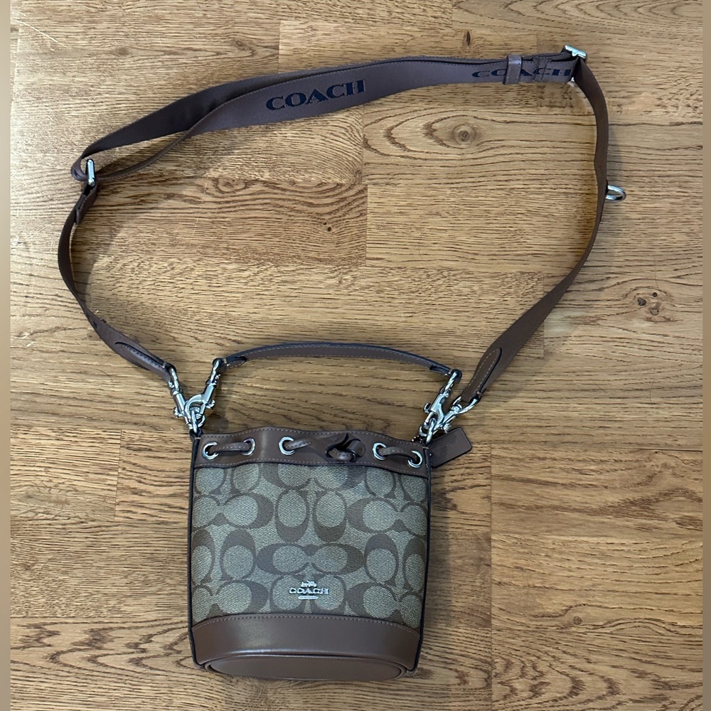 NWOT Coach Mini Bucket Bag In Signature Brown and Tan Canvas - Picture 2 of 15
